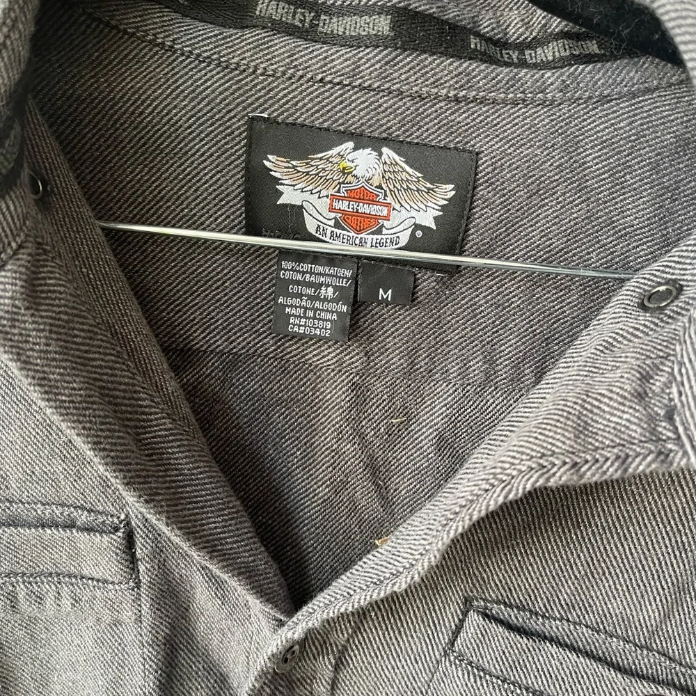 Harley Davidson Button Up - Picture 3 of 5
